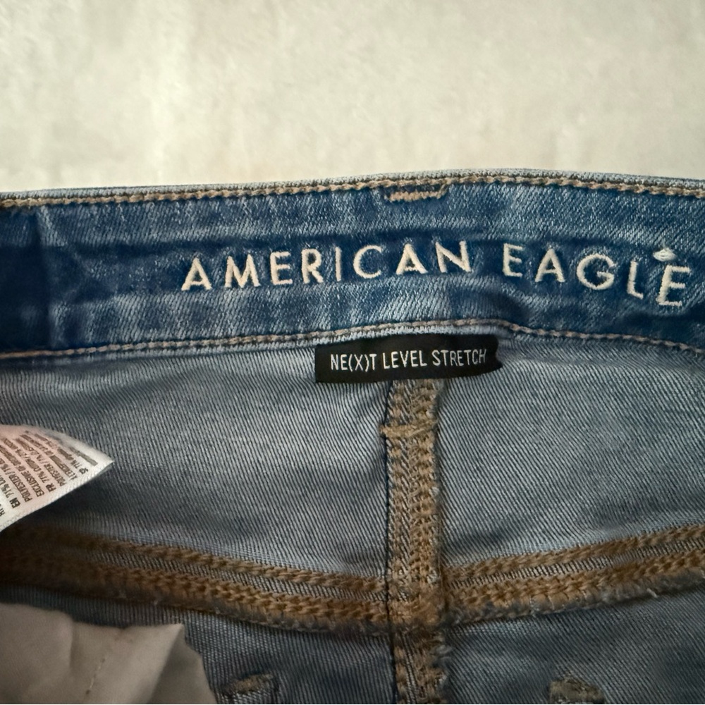 American Eagle Distressed Stretch Skinny Jeans 2 2R women’s - Picture 3 of 8
